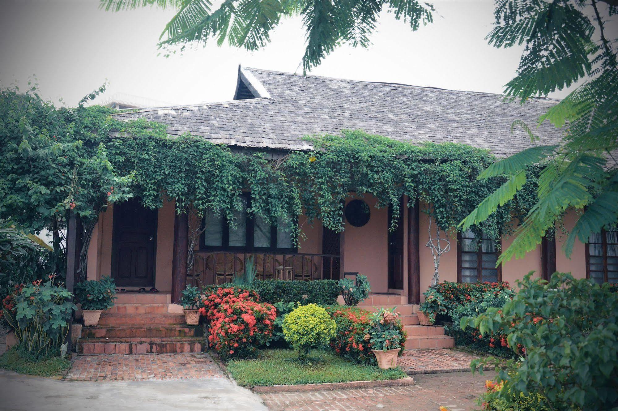 Villa Nam Song Vang Vieng Zewnętrze zdjęcie